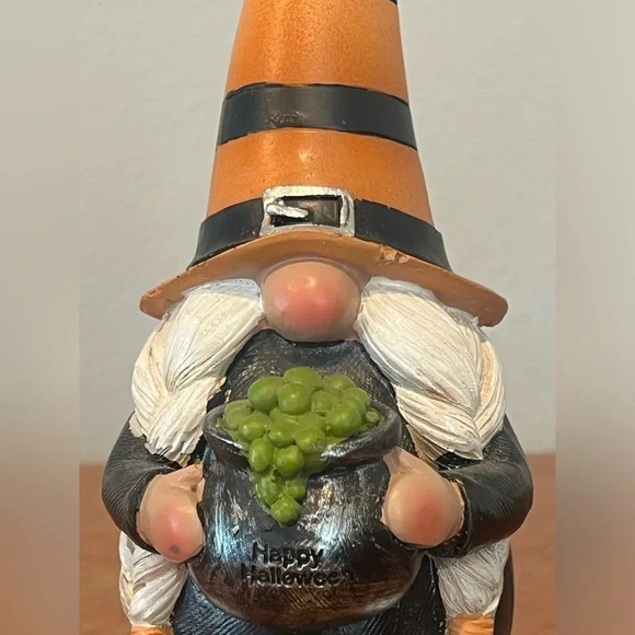 New Halloween Gnome Witches Set Of‎ Two - Picture 8 of 12
